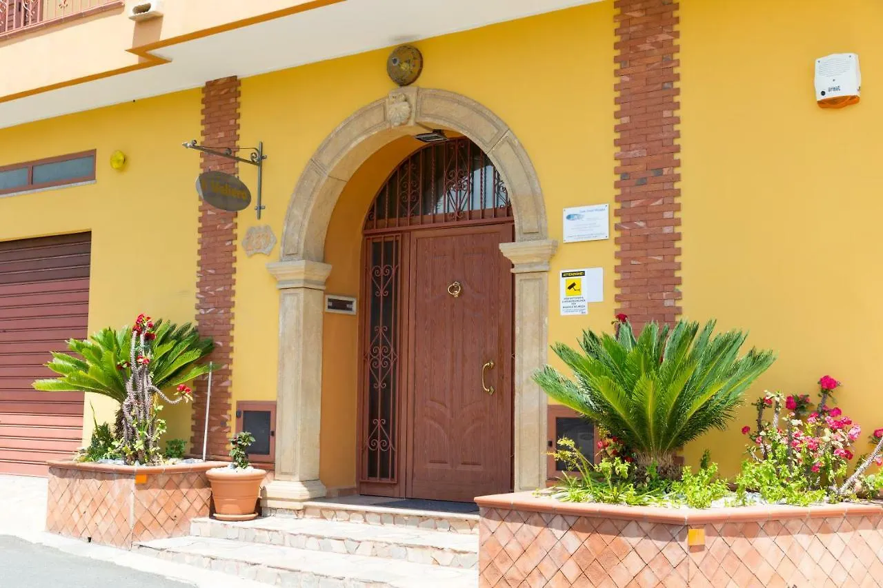 Il Veliero Bed & Breakfast Roccalumera 0*,  Italy