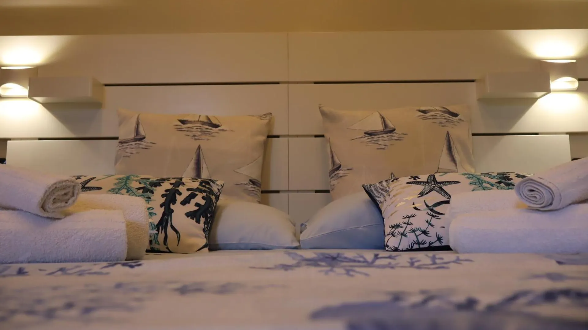 Bed and Breakfast Il Veliero Roccalumera Bed & Breakfast