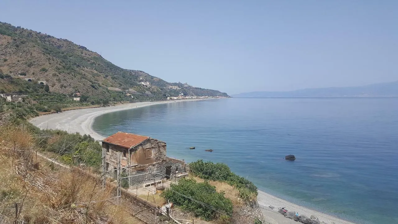 Il Veliero Bed & Breakfast Roccalumera Italy